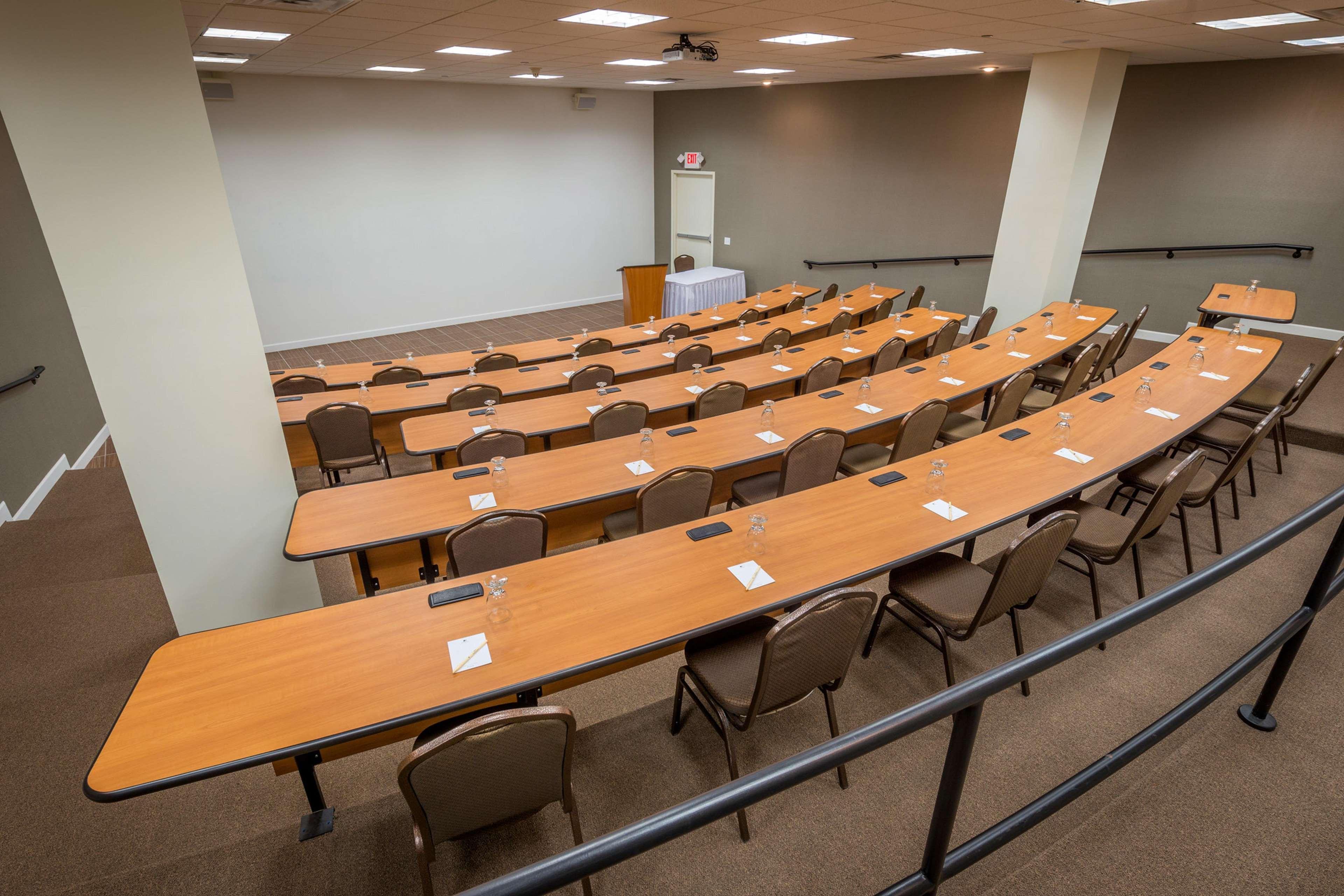 Doubletree By Hilton Binghamton Ξενοδοχείο Εξωτερικό φωτογραφία
